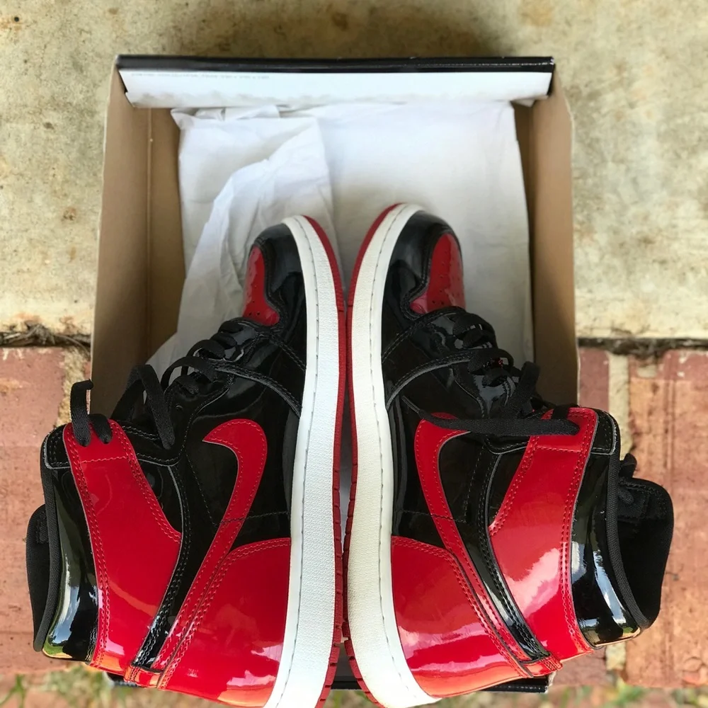 Air Jordan 1 Retro High OG Patent Bred Size 10